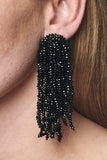 FOUNTAIN EARRINGS - BLACK